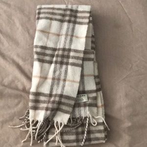 Burberry scarf